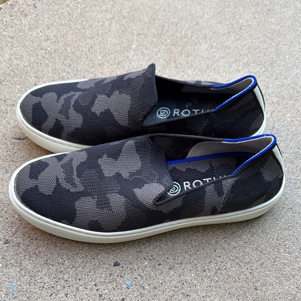Stylish Black and Gray Camo Rothy’s Slip-On Shoes Size 7.5 - Picture 5 of 6